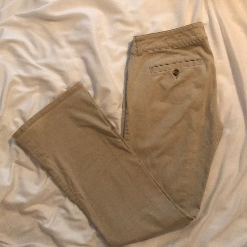 American Eagle Khakis